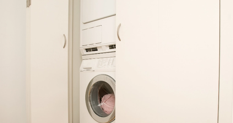asciugatrice sopra lavatrice problemi