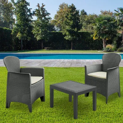 salottino effetto rattan